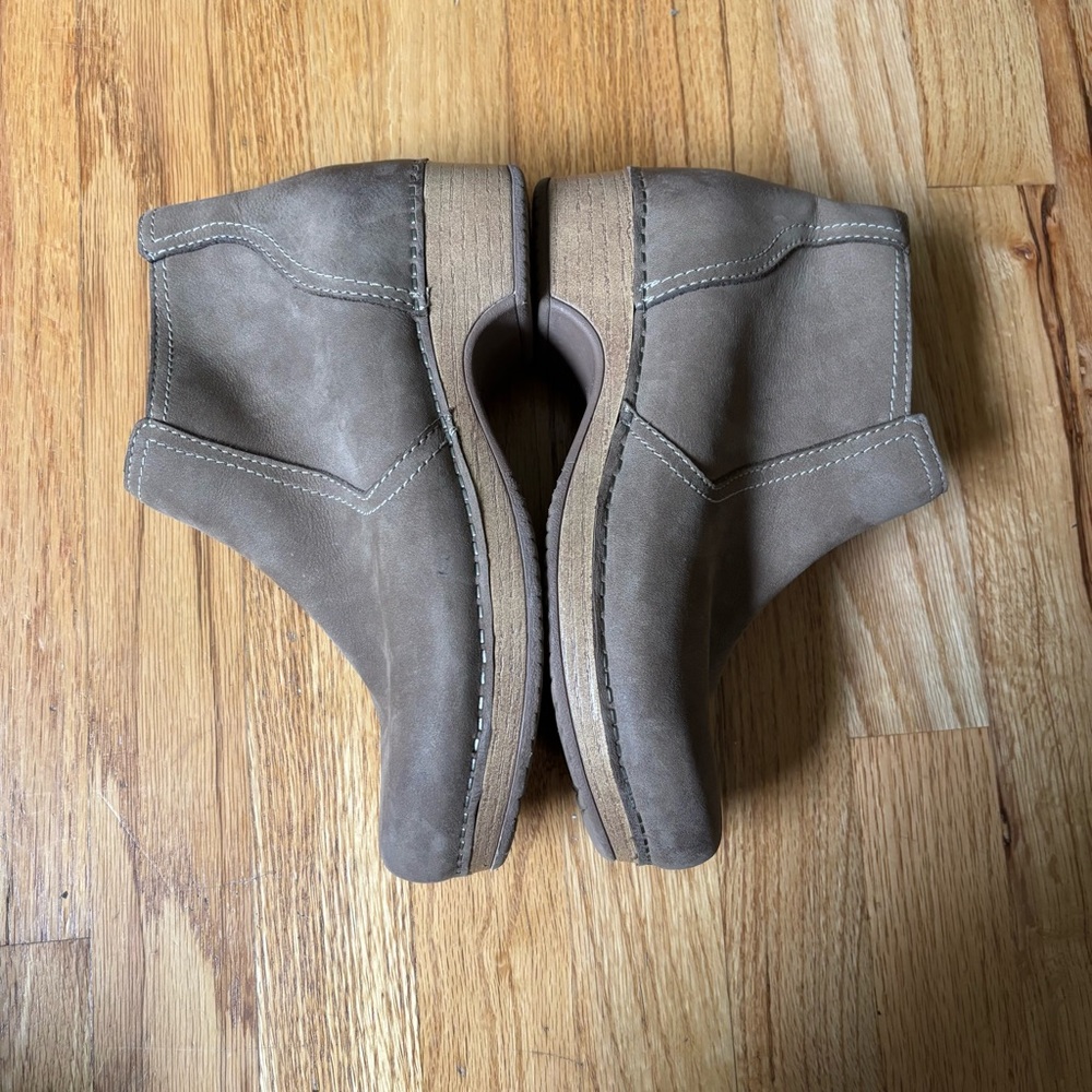 Dansko booties size 37 / 6.5 - 7 EUC